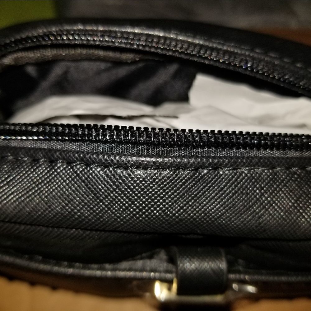 Lbel purse bundle - Picture 7 of 8